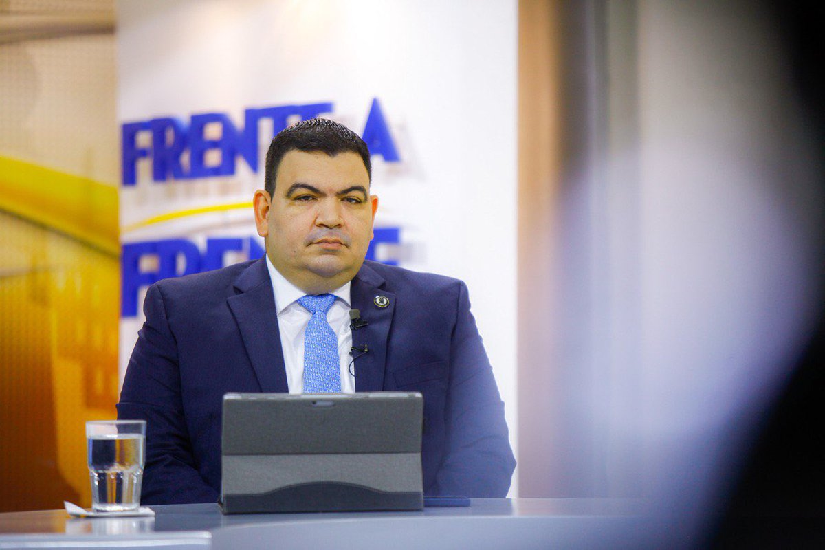 #ServiciosPGR | “Hemos separado la Junta de Familia con la Procuraduría Adjunta de Niñez y Adolescencia”: procurador general, <a href="/ReneEscobarA/">René Escobar</a>. "Tenemos un compromiso serio", enfatizó.