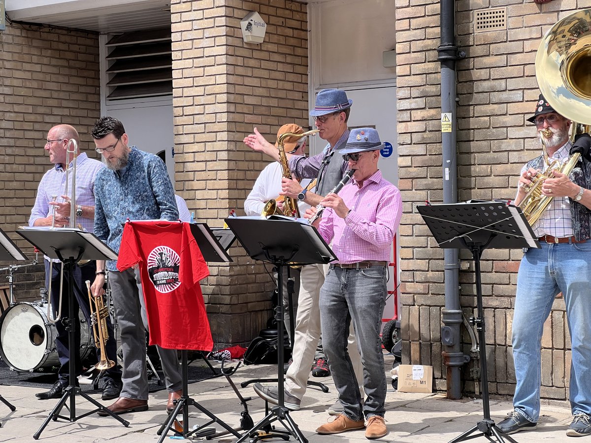 katmarketing_'s tweet photo. The KAT team had so much fun working on #Colchester’s first-ever #Musicircus yesterday. Wonderful to hear and see so many talented local musicians in one place! Follow @musicircus_ for more photos and videos! @EssexMusicHub @CulverSquare @ShopLionWalk 
#ColchesterMusicircus https://t.co/3HRKIjW1At