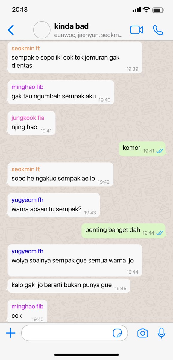 yourdearya's tweet photo. sempak e sopo lur ? https://t.co/n6xzV0Iid7