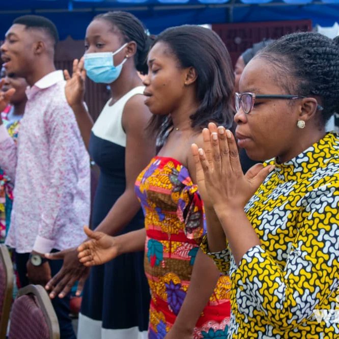christempiregh's tweet photo. Part 2 : How could a servant be so Dear to His Master? Luke 7:1-10
When people begin to sing your praises in your presence, Be Alert.
~Prophet Kwabena Boateng
What an Inspiring Word last Sunday!
#TransformationSunday
#Onesoulpromo https://t.co/wyWsY2hn76