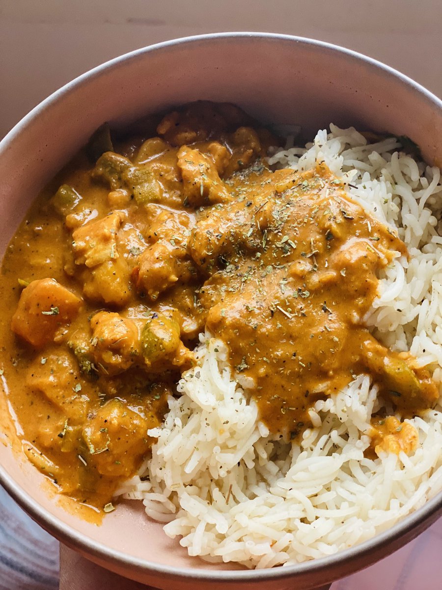 reemto1209's tweet photo. مساء الخير 🥺💭🇮🇳🇮🇳
حاولت وهذا اللي طلع معاي🤭✅
رز ابيض✅
دجاج مسالا مع بطاطا حاره✅
#رابطة_المتكممين 
#دربنا_صحي https://t.co/i8maOUzUGD