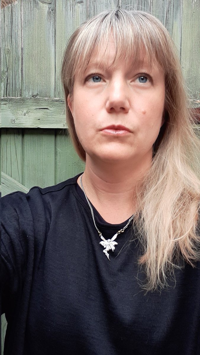KValtersson's tweet photo. Wearing #Black4Rohingya and joining the call for justice and accountability for the Rohingya genocide as well as humane treatment of Rohingya refugees and access to educatoion for Rohingya children in the refugee camps in Bangladesh. https://t.co/cVDdK48CMR