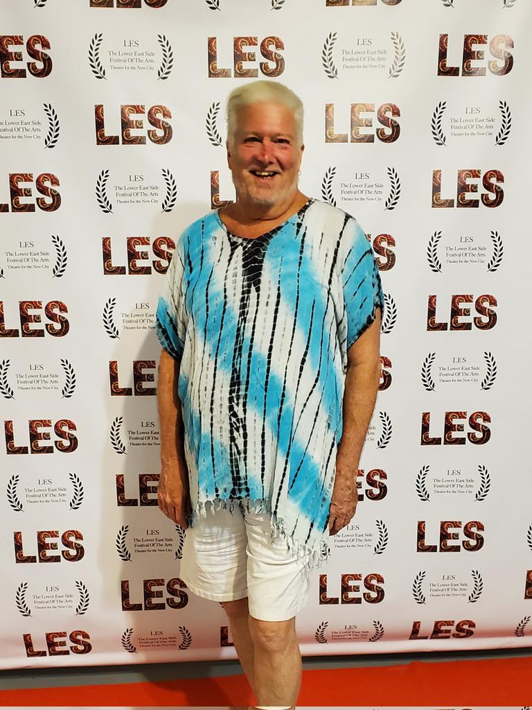 At the Lower East Side Festival of the Arts a couple weeks ago Always fun to perform there #lesfestival #theaterforthenewcity #nycentertainer #lifeoftym #gaymoviestar #lgbtactivist @tymmoss