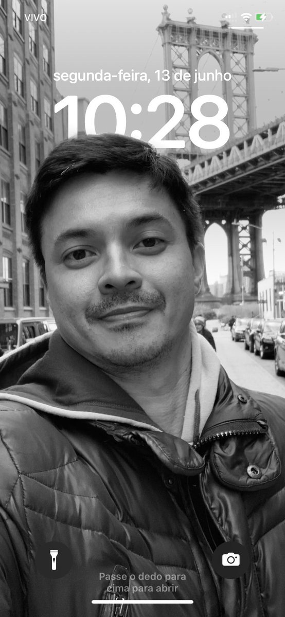 HudsonTan's tweet image. #iOS16beta1 Todo dia uma tela bloqueada nova… curtindo muito!