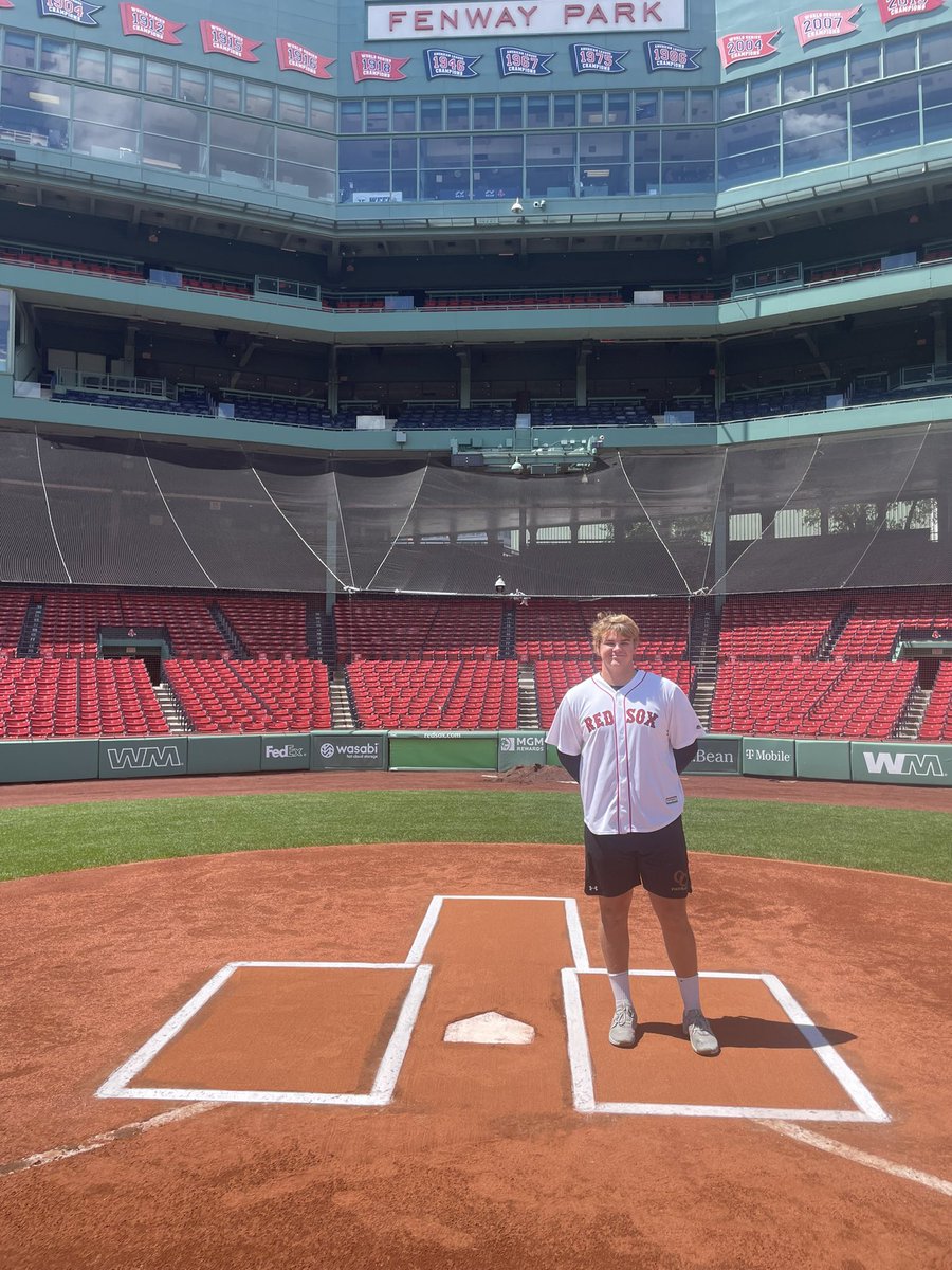 Luke Baklenko tweet media