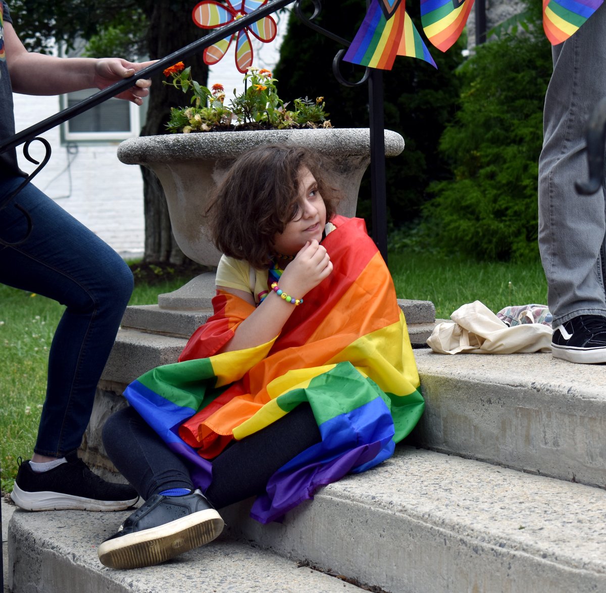 carlisleborough's tweet photo. Carlisle Pride Week 2022 kicked off this Saturday with the Pride Week Proclamation on the steps of Borough Hall! @Shultz4Carlisle  read a proclamation declaring the week of June 11, 2022 as LGBTQIA+ Pride Week.

View the complete Pride Week schedule at https://t.co/1qoAblMjJh. https://t.co/Jwz5m3tK1f