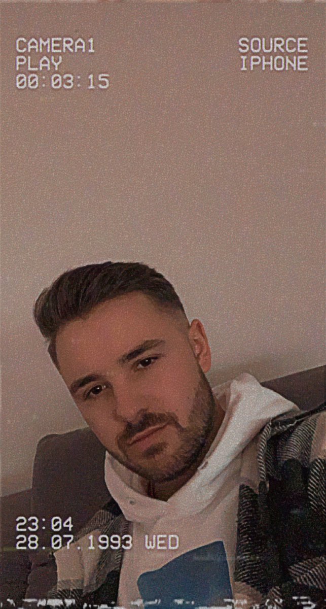 1 or 2, what do you guys think? Cant decide 🤔