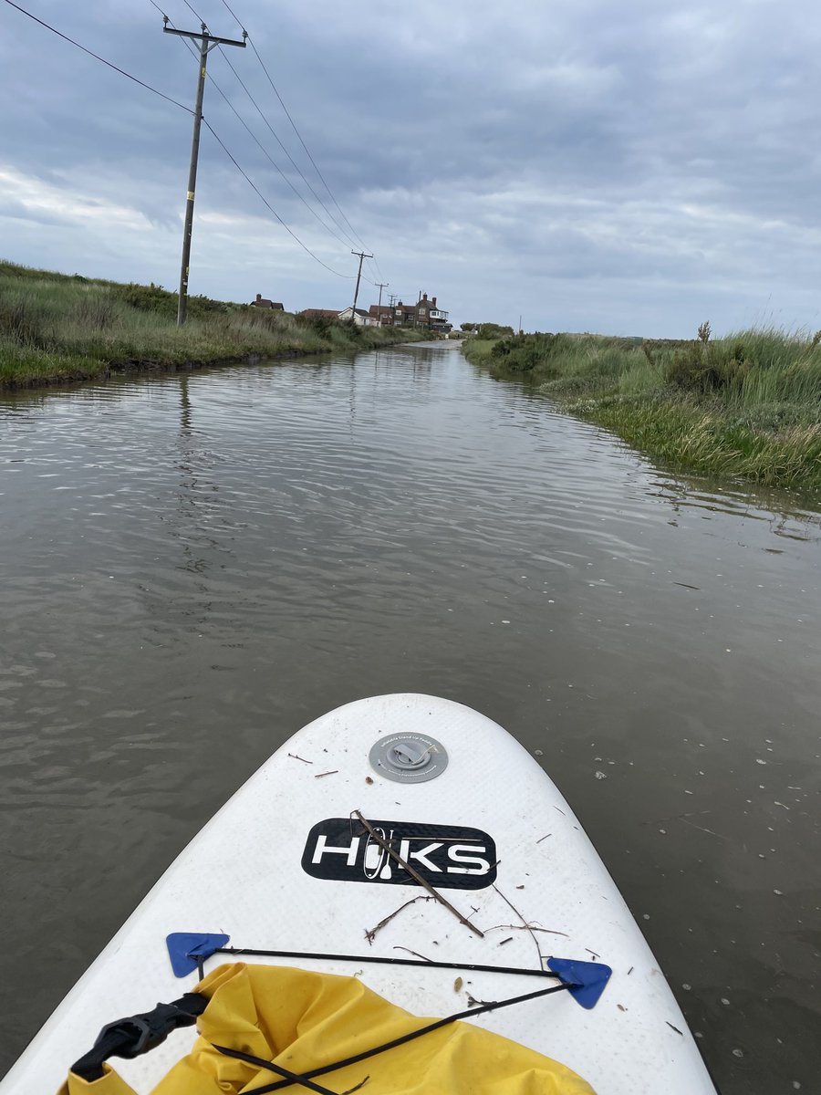 ruperthargreave's tweet photo. #Paddleboard #SUP from #Brancaster #Staithe to Brancaster #Norfolk and along the flooded beach road. https://t.co/4ofLoKczBA