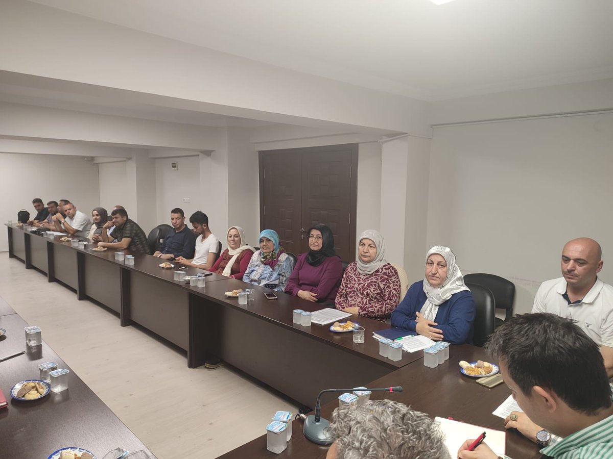 akmerkezefendi_'s tweet photo. 📌ADALET 
📌MURATDEDE
📌DEĞİRMENÖNÜ 
📌SELÇUKBEY 
📌GÜLTEPE 
Mahalle teşkilatlarımız ile istişare toplantımızı İlçe Başkanımız Av. Fatih Durmaz’ın başkanlığında gerçekleştirdik. https://t.co/jhHL5sQaXt