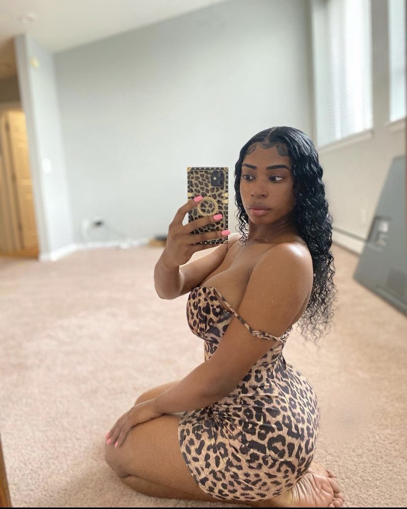 Modelparislee_'s tweet photo. Can I be your Nanny 👵 https://t.co/YMwozJ9C70