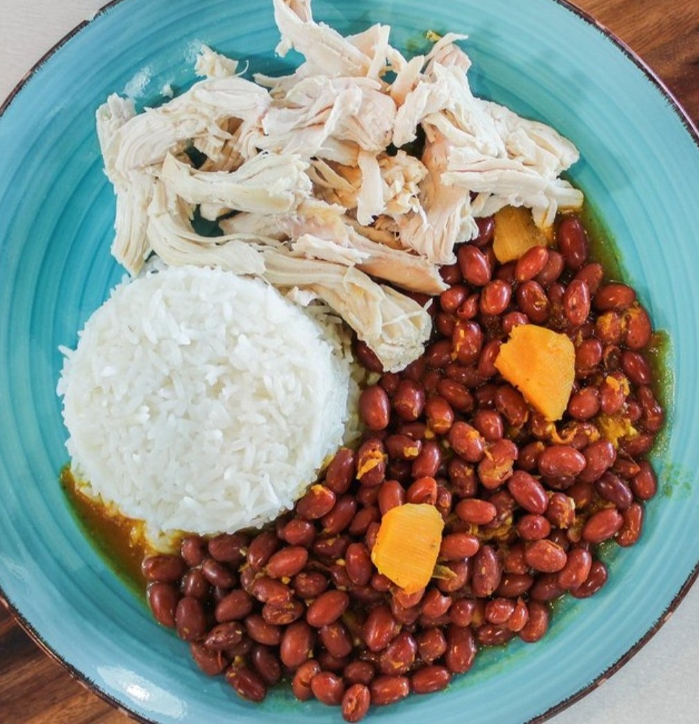 eatkoki_nc's tweet image. "HAPPY MONDAY!" - your kids when they know that our dine-in and take-out customers can enjoy our amazing special where KIDS EAT FREE (with the purchase of an adult entrée) from 3-Close! See y'all soon!
*
*
#EatSpanglish #OMGoodness #GreatForKids #KidsEatFree  #Spanglish