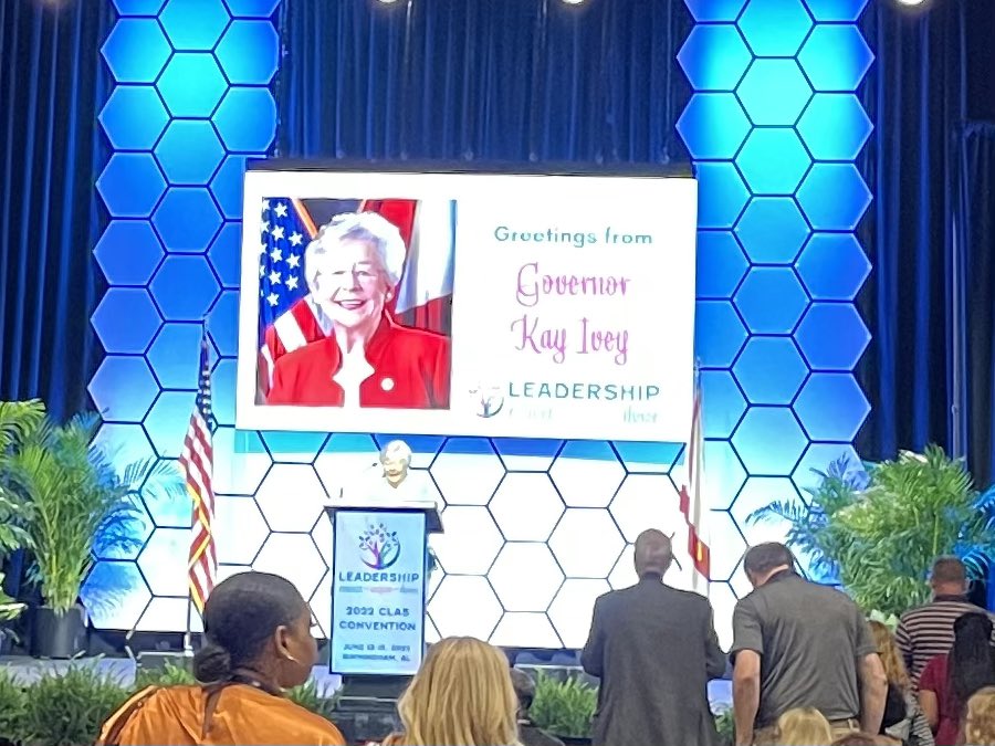 MatthewSyesta's tweet photo. Governor Ivey visiting CLAS!  #clasconv22 https://t.co/IhmI2T3QRH
