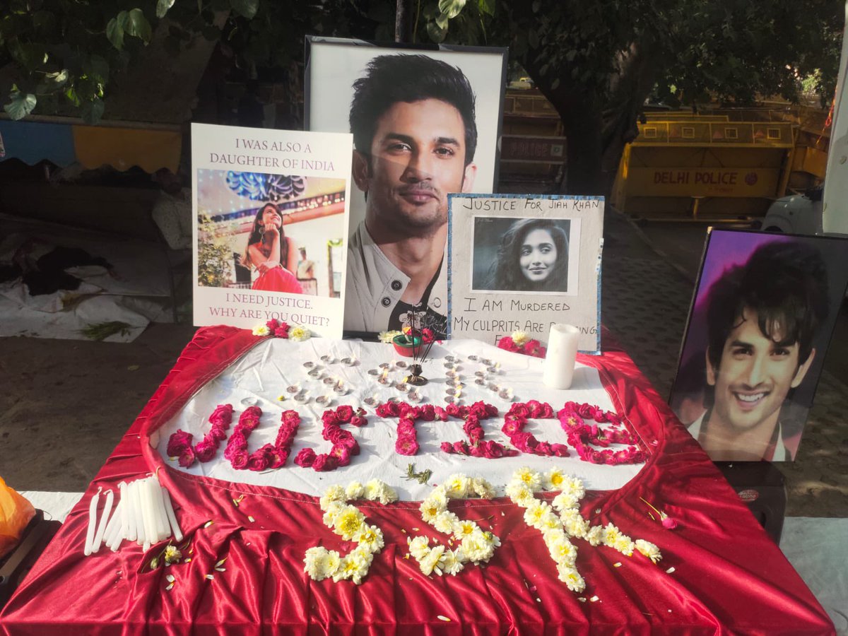 KirtiSweta's tweet photo. We will promise you that we will always make you proud 💕. The way you have been supporting us to get your own justice with your own divine soul is just a miracle and we will promise that with you we all will fight until you get fair  justice 🔥
Support Sushant Singh Rajput 🙏 https://t.co/HGYUE0rHN1