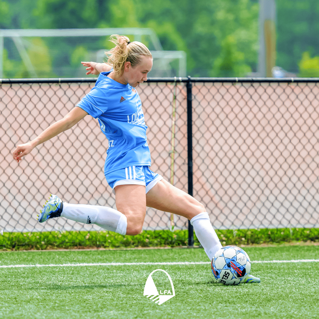 LouFuszSoccer's tweet photo. Our WPSL U-21 light blue kit is 𝙩𝙤𝙤𝙤𝙤 𝙞𝙘𝙚𝙮𝙮𝙮𝙮 🧊❄️

#loufuszathletic https://t.co/Jw1AraTqJV