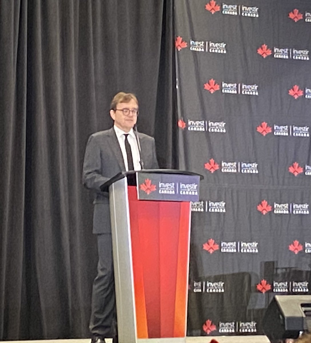 GSmith_MAC's tweet photo. MAC’s TSM sustainability standard “leads the 🌎 in the development of sustainable mining practices” -@NRCan Minister @JonathanWNV (at @invest_canada event at @the_PDAC) https://t.co/q6tDwT4sCd