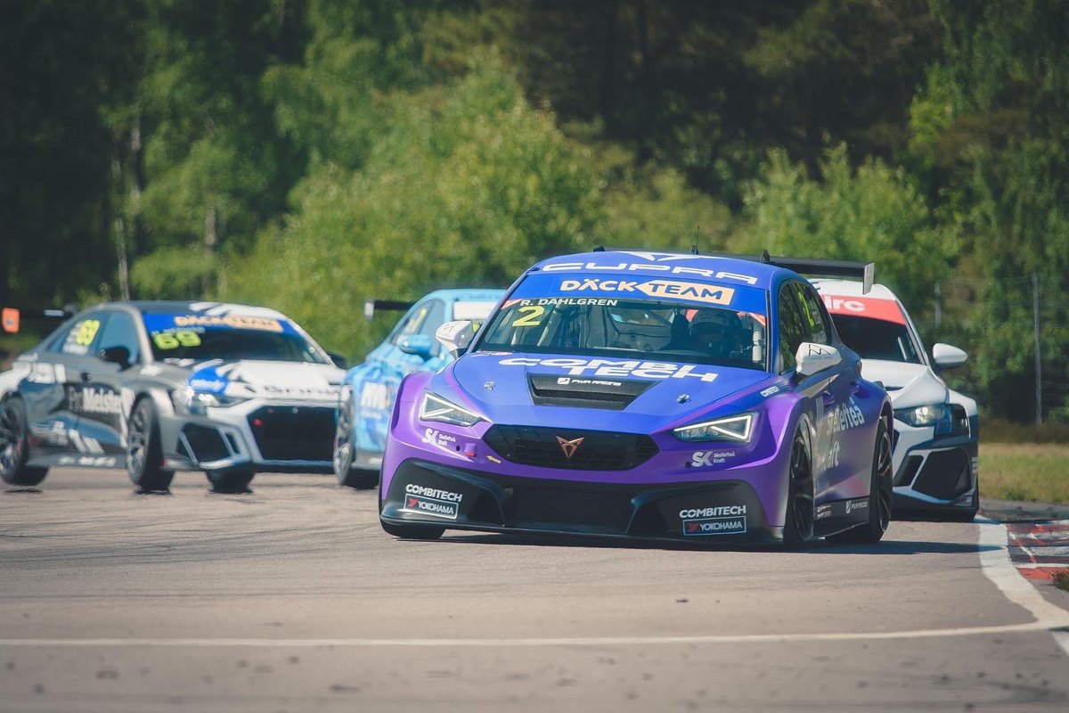 RobertDahlgren's tweet photo. Nu till helgen kommer #STCC till #drivecenterarena och #Skellefteå🤩 Köp dina biljetter nu! Gratis entré för 15 år och yngre😊 Länk till biljetter https://t.co/R1g6ThWzQf ❗️ #skekraft #omstallning
It’s race week🤩 We are heading to #Skelleftea for my home race🙌🙌🙌 https://t.co/5hyH2oeziR