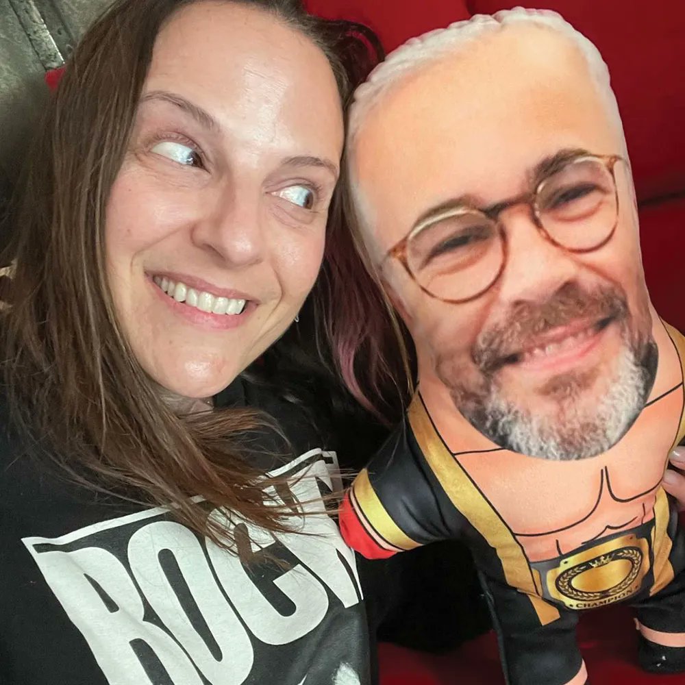 When you're Hubby becomes a Boxer 🥊

📸: <a href="/gilapfeffer/">Gila Pfeffer (as in ‘Hava Nagila’)</a>