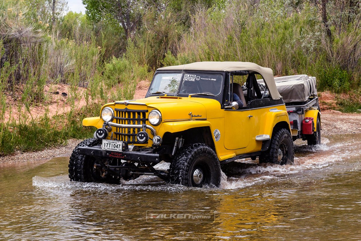 FalkenTire's tweet image. Wading into the workweek like... #falken #falkentire #falkentires #falkenoffroad #falkenspotting⁣