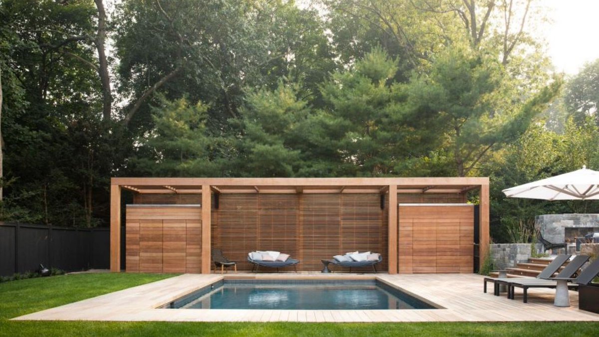 FunandSunLife's tweet image. Time for a retreat? Check out this gorgeous modern backyard with a pool and yoga terrace, creating the ultimate relaxation destination.
hubs.ly/Q01cR0SC0

#DesignerPool #PoolTime #IngroundPool #BackyardPool #BackyardRetreat
