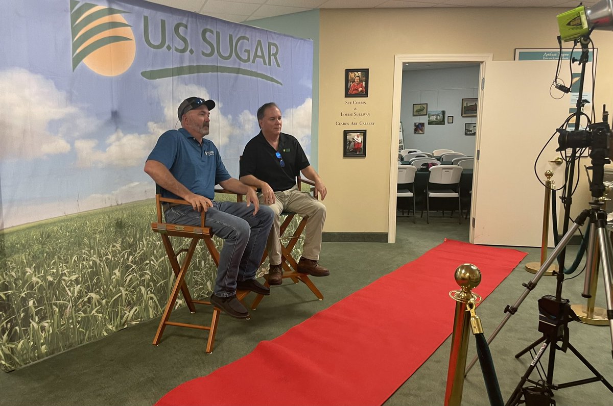 USSugarFLA's tweet photo. Tonight is the night! Be sure to tune into @FoxBusiness at 8PM to see the people of U.S. Sugar featured on How America Works with @mikeroweworks. We recently held an advanced screening with some of the episode’s stars! https://t.co/3auarTdQoB