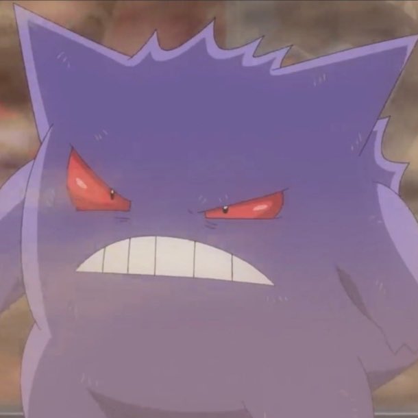 PkmnShitpost's tweet image. Gengar be like wtf