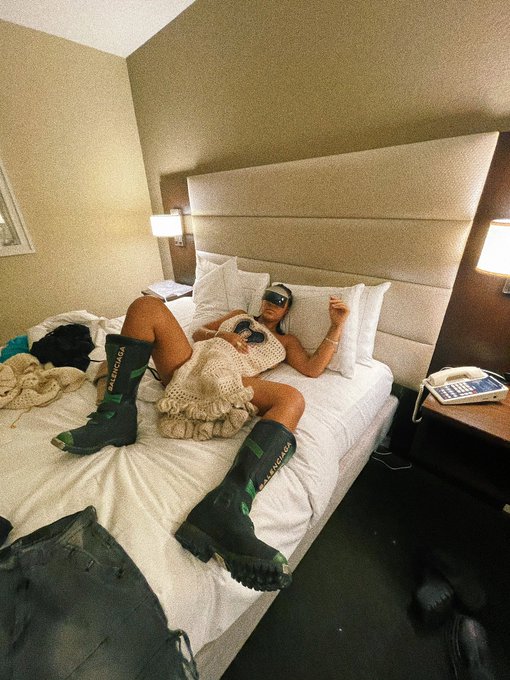 Watch Tokischa Peralta's leaked NSFW photo on TwXstars