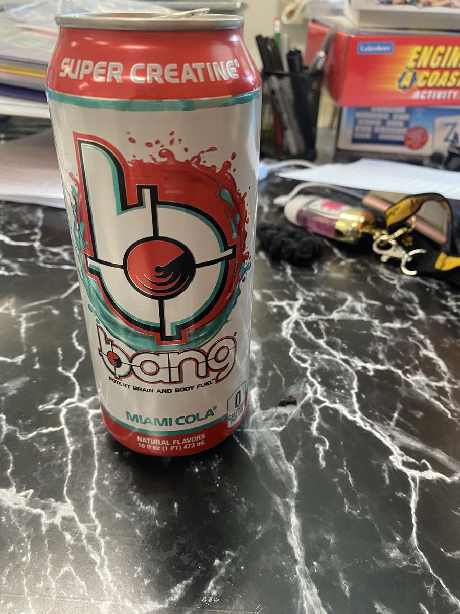 SPEDteachMrsW's tweet image. When your coworker leaves a bang on your desk on a Monday morning. I have the best coworker. @Crissy_R1054 #spedsquad