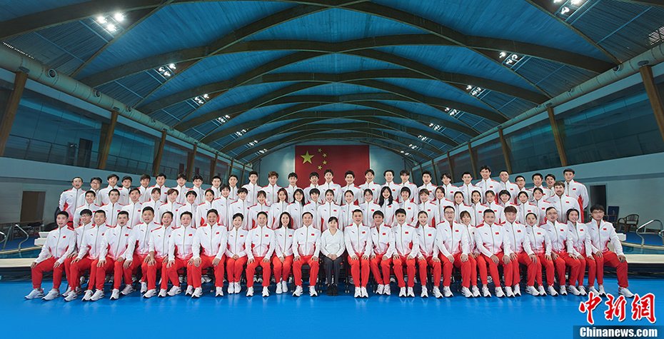 CHNswim_fan's tweet photo. Chinese swimming team will depart for Budapest tomorrow. Here is the team photo taken today. 📷 https://t.co/4GJQQmqe2Y