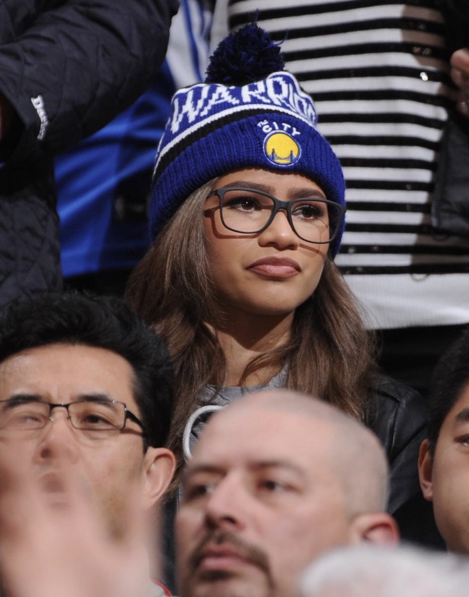 BREAKING: Zendaya will sit courtside to support Jordan Poole and the  Warriors tonight., image size:944x1200