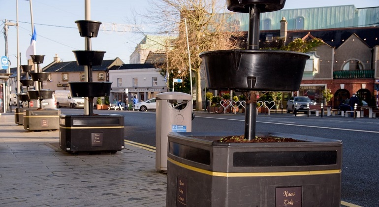 KildareCoCo's tweet photo. 🔊🥇 Naas has again topped the rankings as the cleanest town in Ireland by @IrishLitter 

Maynooth also performed strongly, coming in sixth

For further details ▶️ https://t.co/jmkeNK2ADd https://t.co/Y8g90itxVX