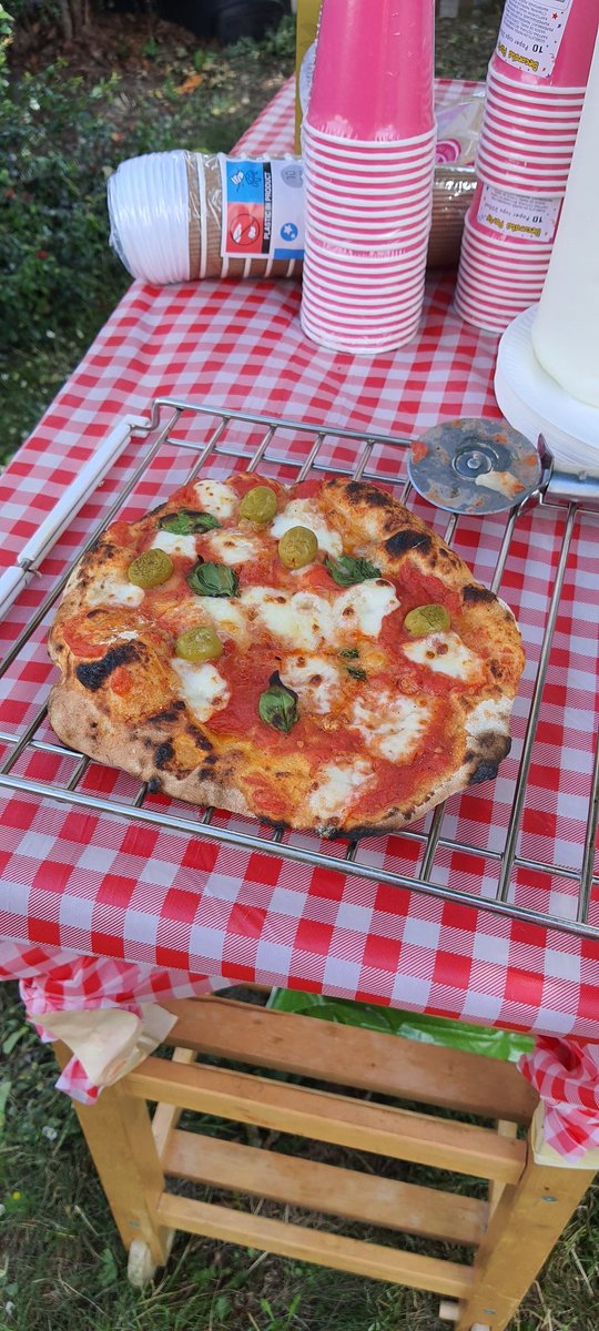 Lovely community spirit and fun at our Garden party - lots of activities and some delicious pizza too!! 💚🌻🌱🦋🍕 #community
Thank you @ Lewisham Tenants Fund and <a href="/lewishamhomes/">Lewisham Housing Services</a> for supporting us 🌼💚
