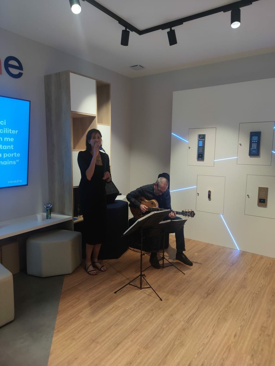 intratone tweet media