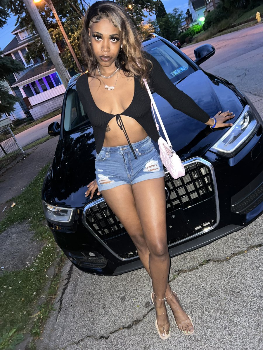 literallynobdyy's tweet photo. been her #BIGOG ๐ค https://t.co/jMExATlTCK
