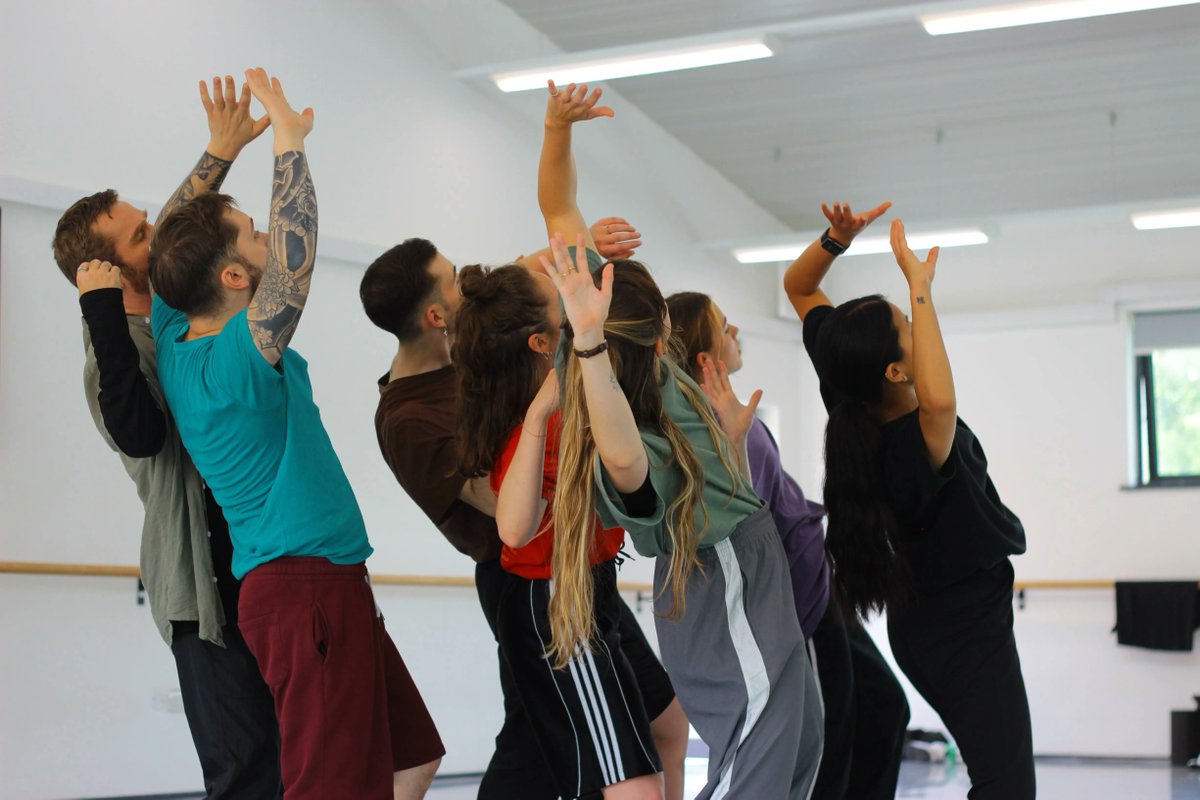 Lila Dance tweet media