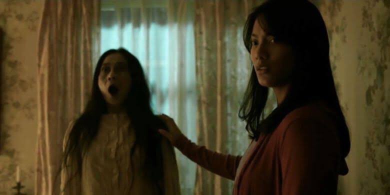 abinsarchive's tweet photo. Satan's Slave (2017)
9/10
ANOTHER TARA BASRO MOVIE AND JOKO ANWAR's MASTERPIECE *chef's kiss* LOVE THE PLOT AND THE CINEMATOGRAPHY https://t.co/kHdW6ixkDf