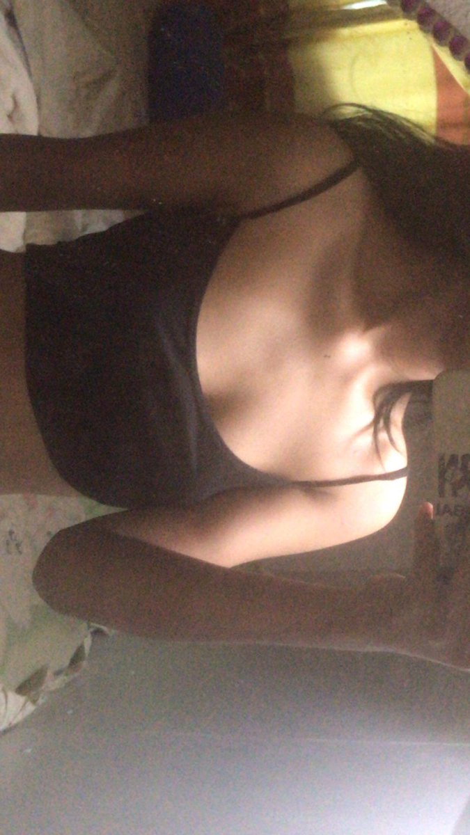 _Tup0's tweet photo. นอนยังคะ?
#เรียลหญิง https://t.co/FVY9OQRUh5