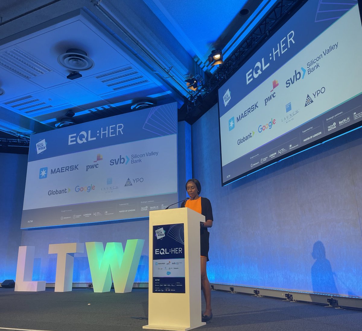 mmeentrepreneur's tweet photo. ‘Women are not more risk averse. Women are more risk aware’ - on women, who’ll control 60% of UK wealth by 2025, and investments, from @AyeshaOfori1 from Propelle #LondonTechWeek https://t.co/TQauNgP8m5