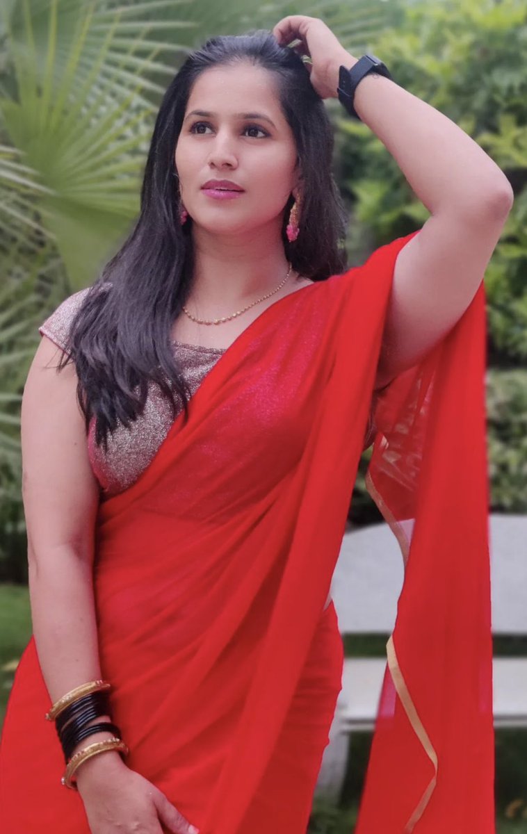 @Finding_My_Lust @ifanofgirls @Karthik_Redy265 @alpha_leporis @AlwayzzKing @MonsterBaddie @DTollywood @streeloludu @Gully_boy85 @Darkknigghhtt @Sam_RockyEdits Yerrupu