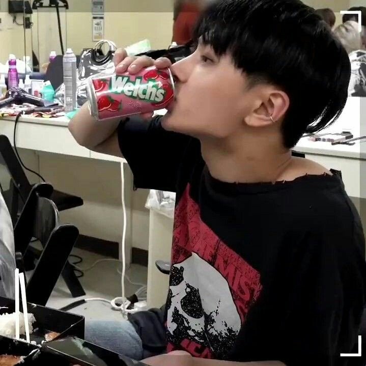 YES! (@fdgdfhfghfgfghi) on Twitter photo 