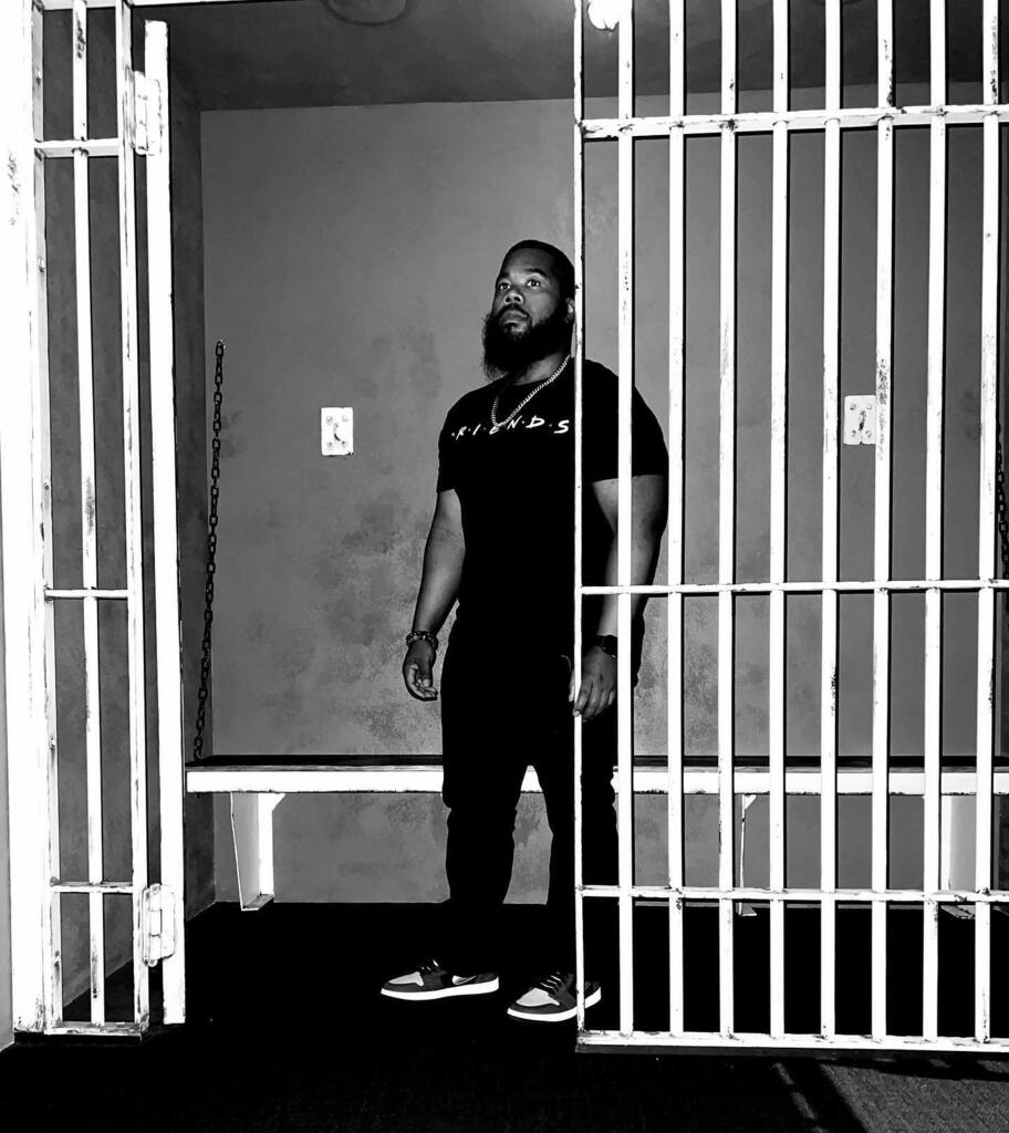 ✍🏽 To Jackson, with Love

Some of you have probably noticed the theme of my recent travel related content. I went into this year focused on experiencing as much Black history and culture as I can. 

I’ve been fortunate to visit more countries than I woul… instagr.am/p/Cev7pEpOrQu/