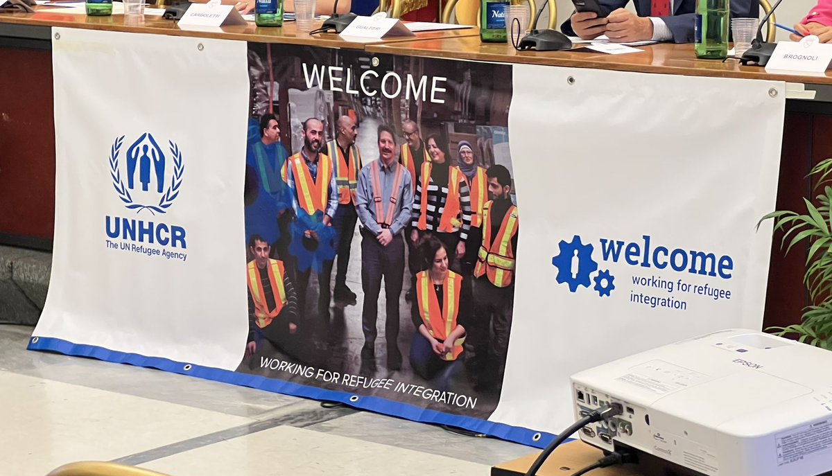 Oggi presenti a Roma, In #Campidoglio, per il premio ‘Welcome’, assegnato ogni anno da <a href="/UNHCRItalia/">UNHCR Italia</a> a organizzazioni e imprese per il loro impegno a favore dell’integrazione lavorativa dei #Rifugiati. Durante la premiazione #Assolavoro riceverà una menzione speciale.