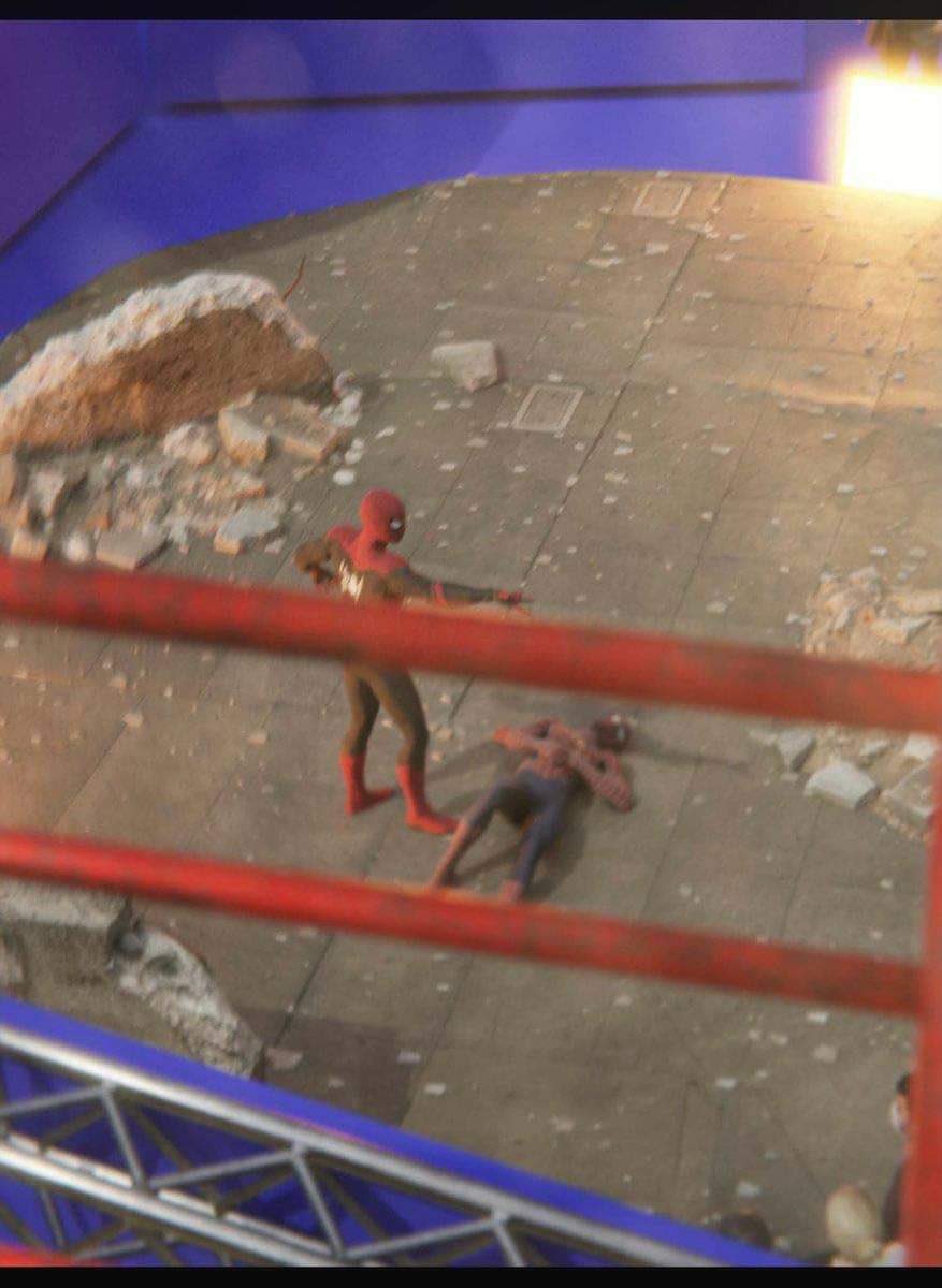 Tobey Maguire GIFs & Pic tweet media