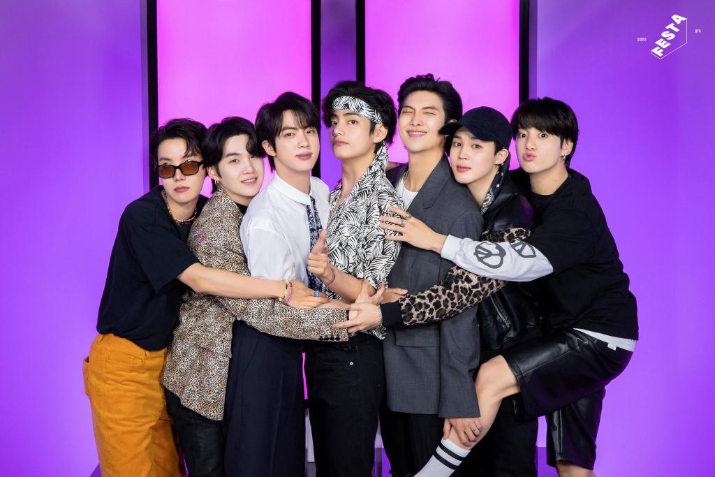 cherkhai_30's tweet photo. Happy 9 yrs BTS and Army!🎉💜the day I found you was the day I see the world in different aspect and shades of it.i learned to love myself and not giving up during the times that it is not easy to do so. In the darkness, you are my light.ilysm my 7 jagiya.😘✨ #BTS9thAnniversary https://t.co/4JnGbqVUAA