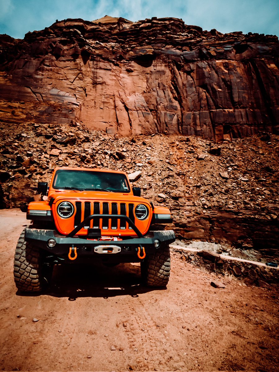 Would you believe it's as hot here in central OK as it is in Moab (only with a lot more humidity)? What's it like where you're at?
#moabmonday #oklahomaweather  #jeepjlrubicon #itsajeepthing #shejeeps #offroad #jlusquad #orangejeep #exploreutah #jeeptrails #redrocks #reddirt