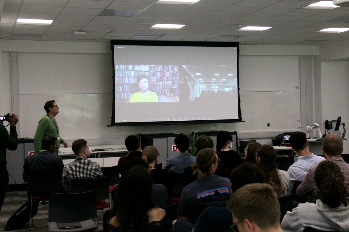 farscopecdt's tweet photo. The first day of the conference showed the breath of research going on across different robotics CDT.  Dr Mark Levin inspired all students with his exceptional research. @farscopecdt #RoboticsCDTConference2022 @BristolUniEng @ridhibansal_ @MorphComp https://t.co/4D15oQaUTJ
