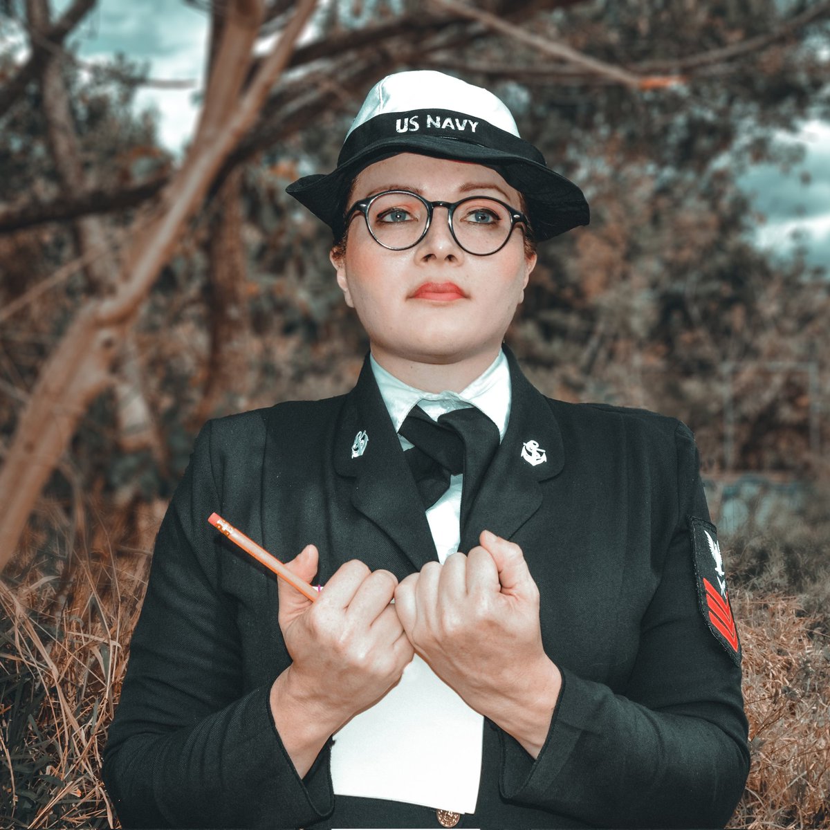 LyndaCosplayer's tweet photo. Yeoman Diana Prince 🤓
#beliveinwonder

Hat @vestuaristaescenico
⭐⭐⭐⭐⭐⭐⭐⭐⭐⭐⭐⭐

 #wonderwoman  #wonderwoman1984 #lyndacarter #mujermaravilla #mulhermaravilha #wonderwomancosplay  #lindacarter 
 #wonderwoman80years #wonderwomangame #lyndacartercosplayer #dianaprince https://t.co/Bj3aCxNihU