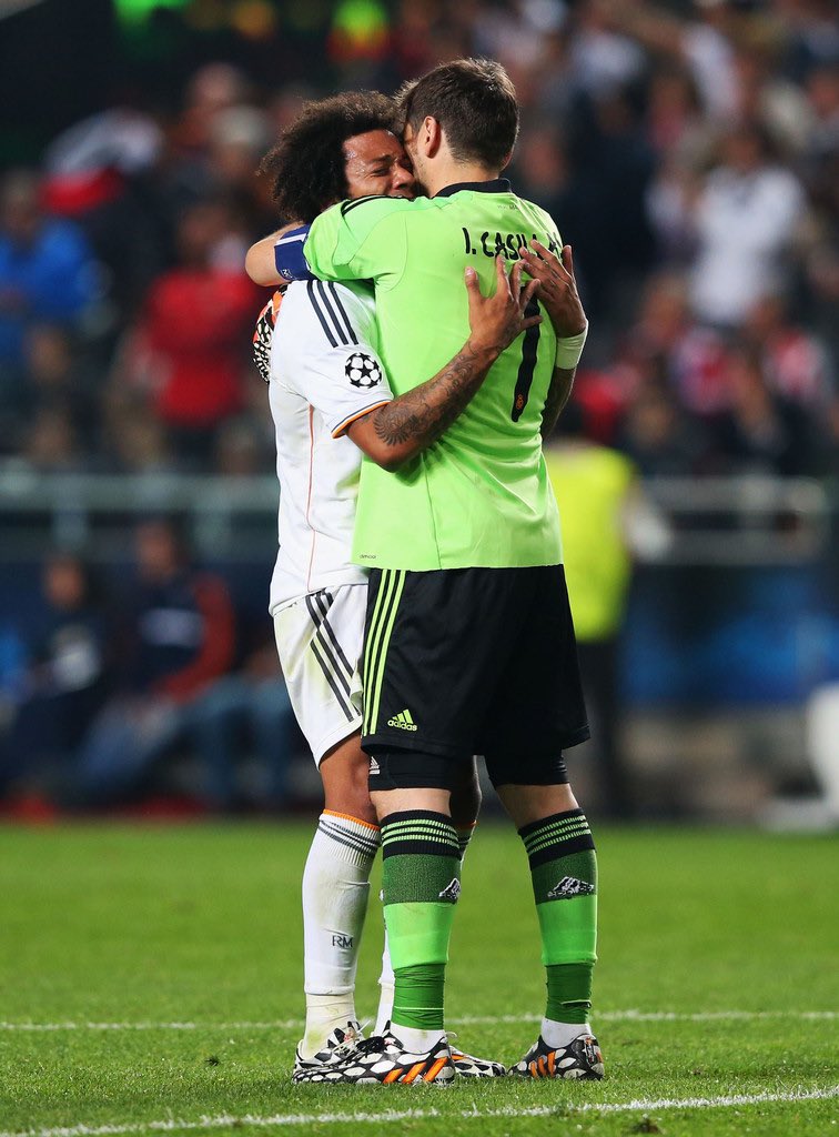 Iker Casillas tweet media