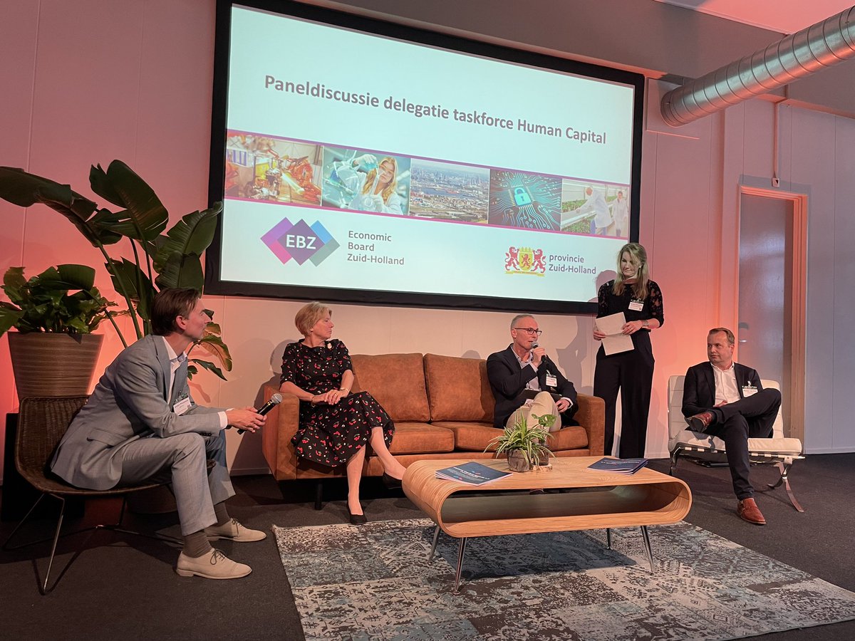 Ferrie Förster tweet media