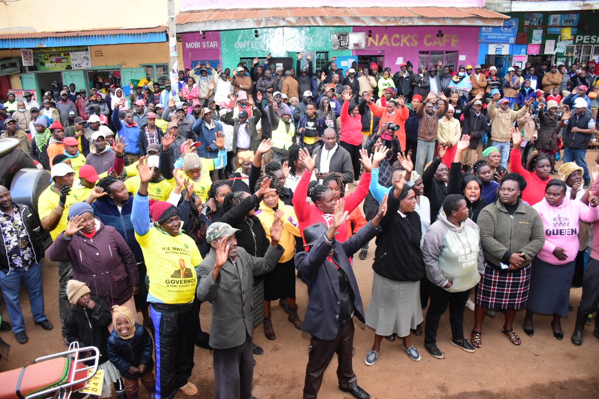GovernorKahiga's tweet photo. I'm humbled by the warm reception and support by the residents of Kihome and Ndûnyû residents in Mahiga ward, Othaya.
I love you all. 
We shall return again. 
#kenyakwanza
#kabamwalimu
#wiranimurute
#formniUDA
#Mpangonibottomup
#Wiraûroneka
#9thAugust https://t.co/XLPFlHkJFB