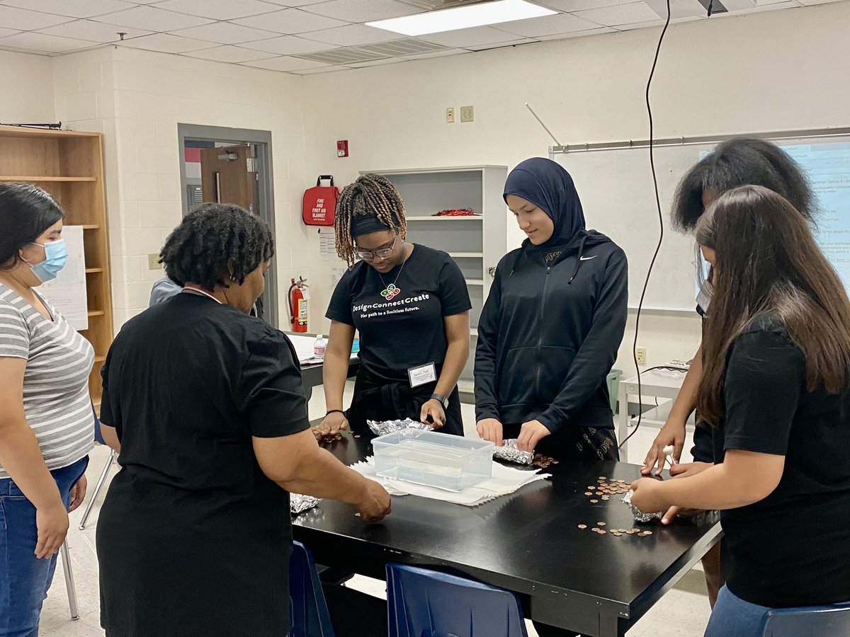 YWLAArnoldGirls's tweet photo. #YWLA students attended #AccelerateHER Physics STEM Camp taught by Design, Connect, Create to expand their understanding of #STEM and how it applies to everyday life.#gpisdstem #gpisd #ywpn #GirlsWhoCode @ywprep @grandprairieisd @gpisdstem @cteingpisd @DCC_Camps https://t.co/2JAO3uwhdV